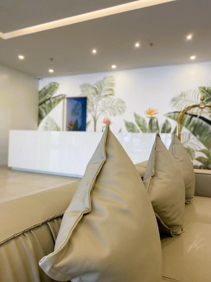 Levo Hotel Urdaneta Esterno foto