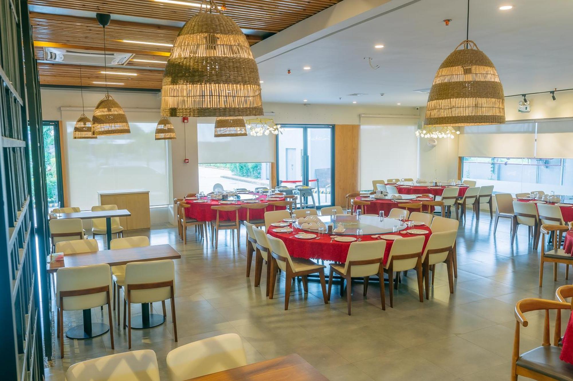 Levo Hotel Urdaneta Esterno foto