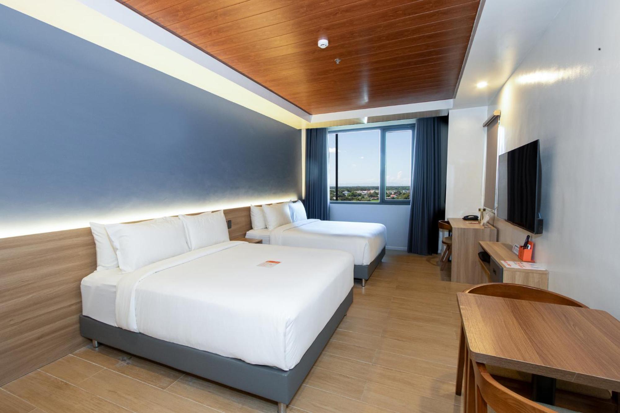 Levo Hotel Urdaneta Esterno foto